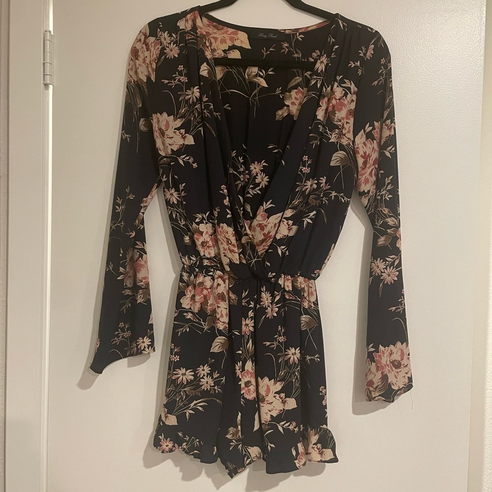 Long sleeve floral romper